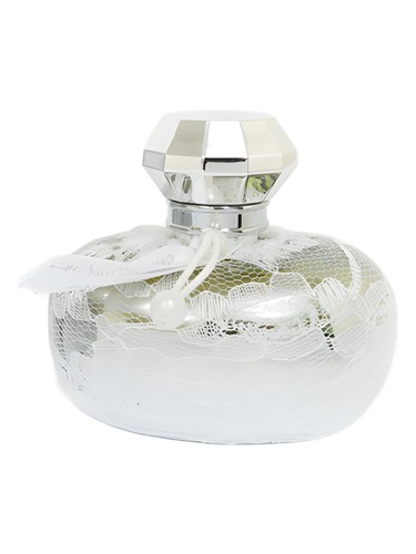 Chic Oud Lattafa Perfumes