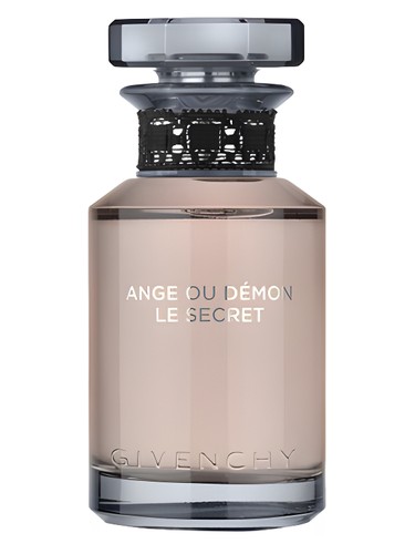 Les Creations Couture Ange Ou Demon Le Secret Lace Edition Givenchy