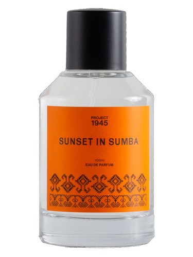 Sunset in Sumba Project 1945 for women and men